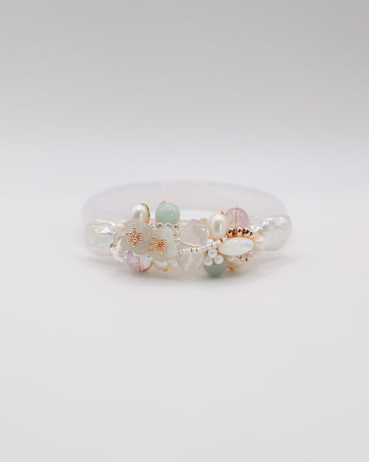 Daydream White Agate Crystal Bangle