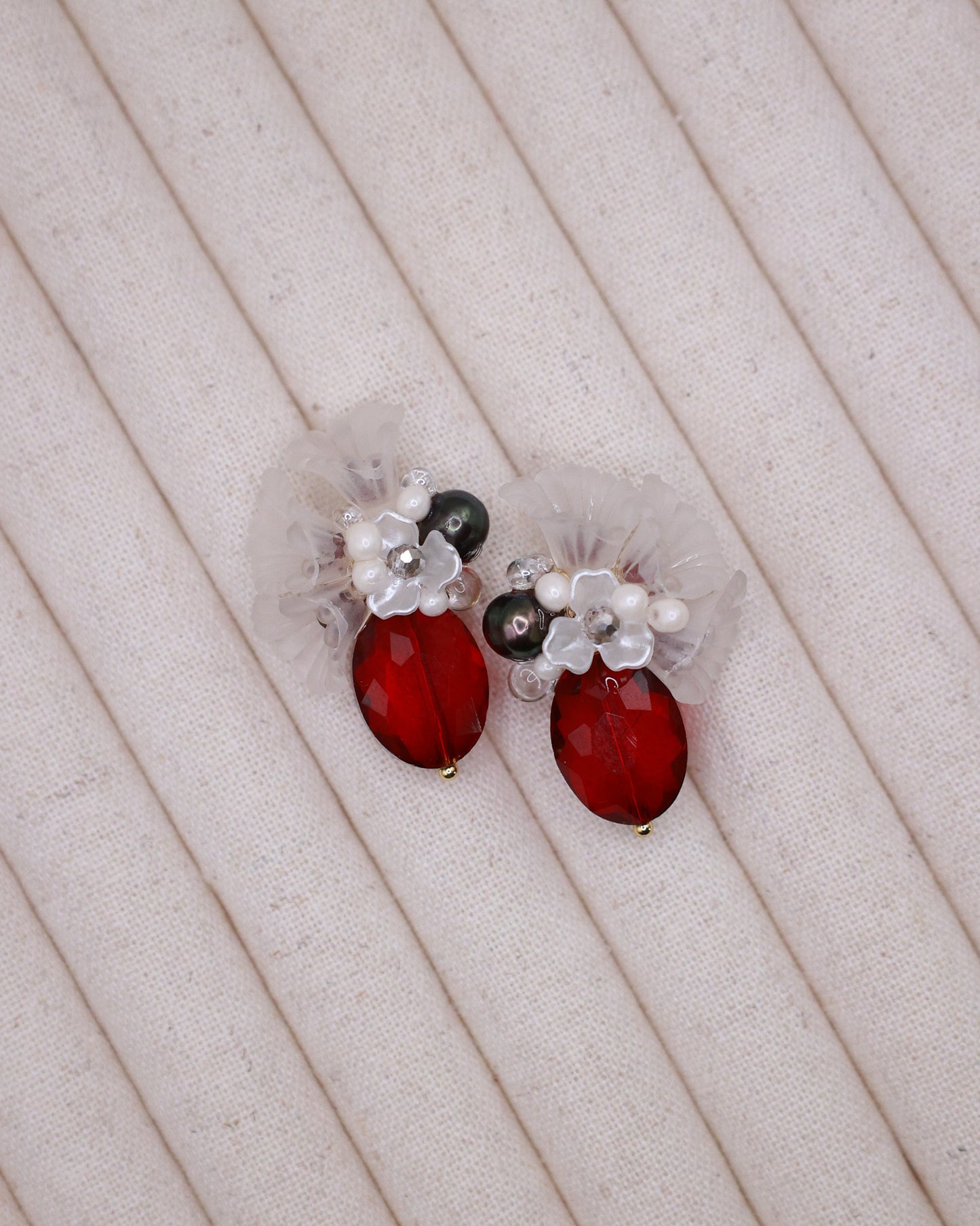 Hanataba: Shu Art Earrings