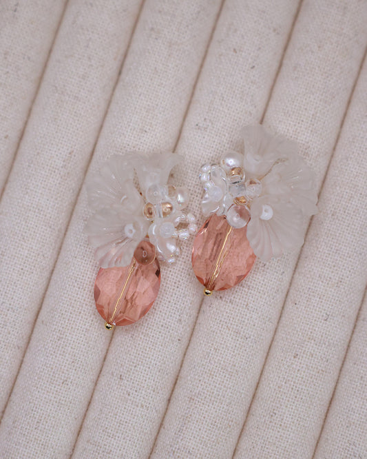 Hanataba: Momoiro Art Earrings