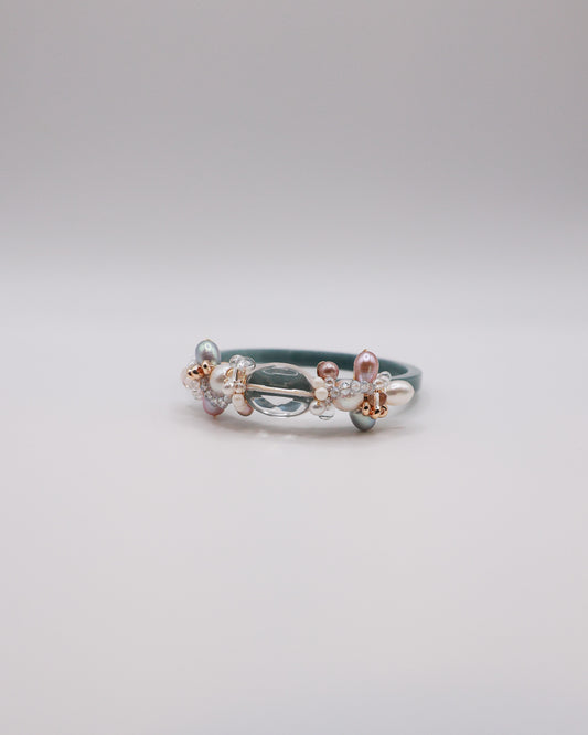 Lumi Grace Guatemalan Jade Bangle