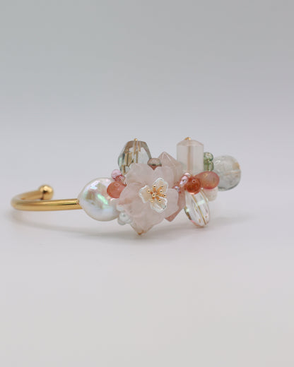 (Regular) Blushing Charm Cuff Bangle