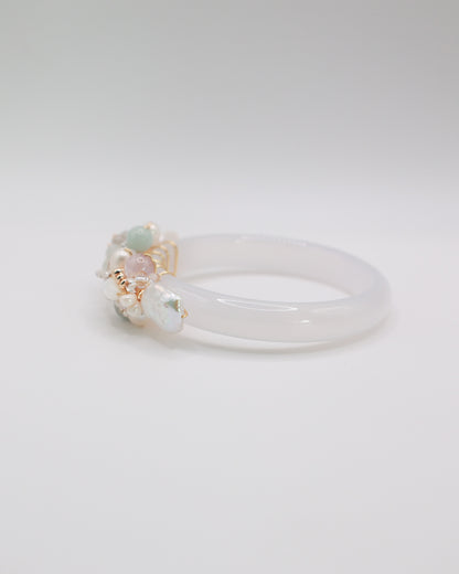 Daydream White Agate Crystal Bangle