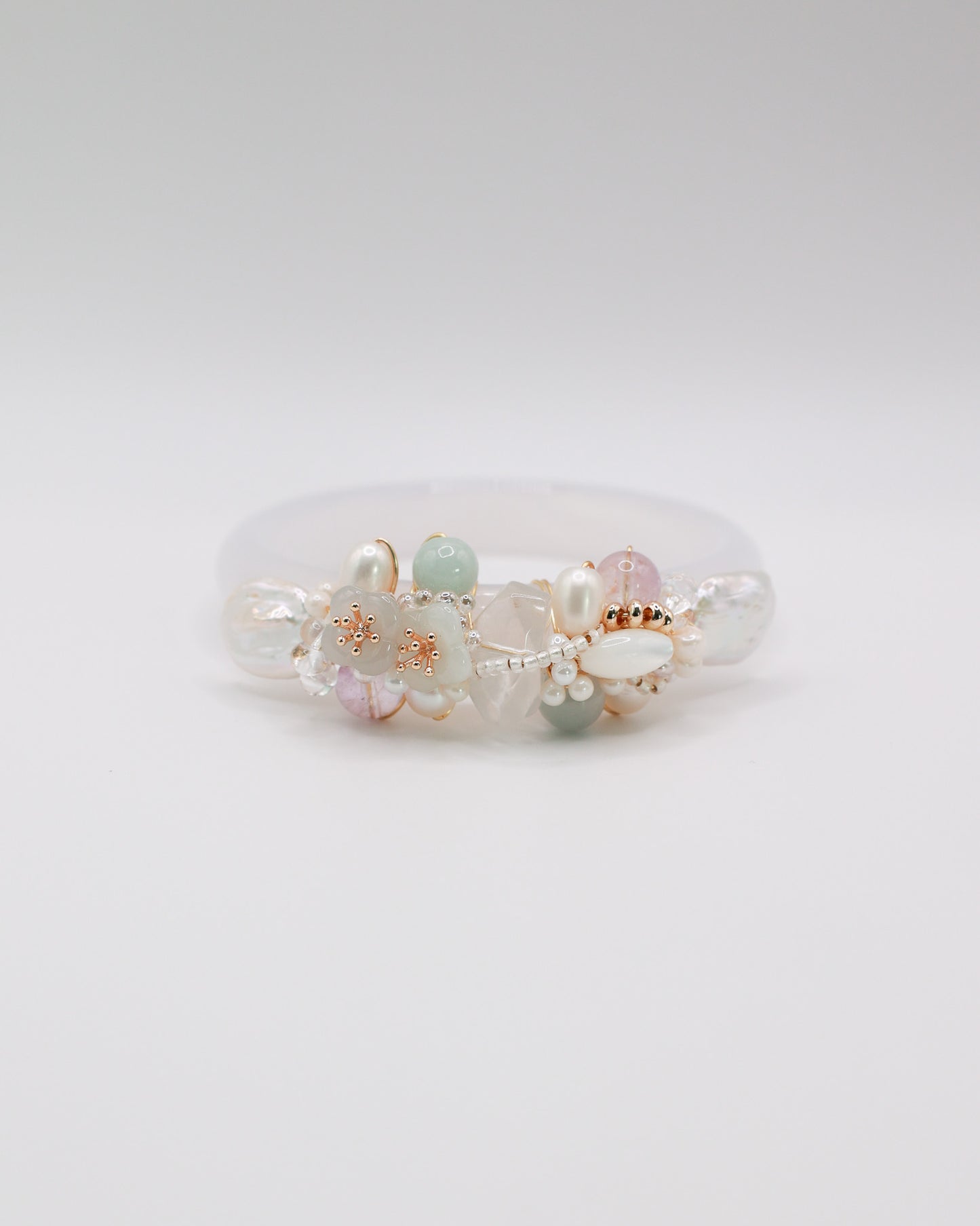Daydream White Agate Crystal Bangle