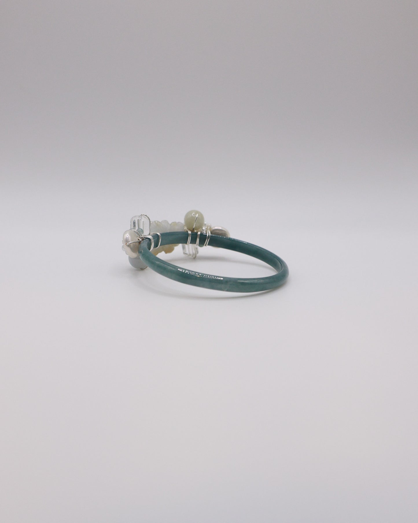 Halo Bloom Guatemalan Jade Bangle