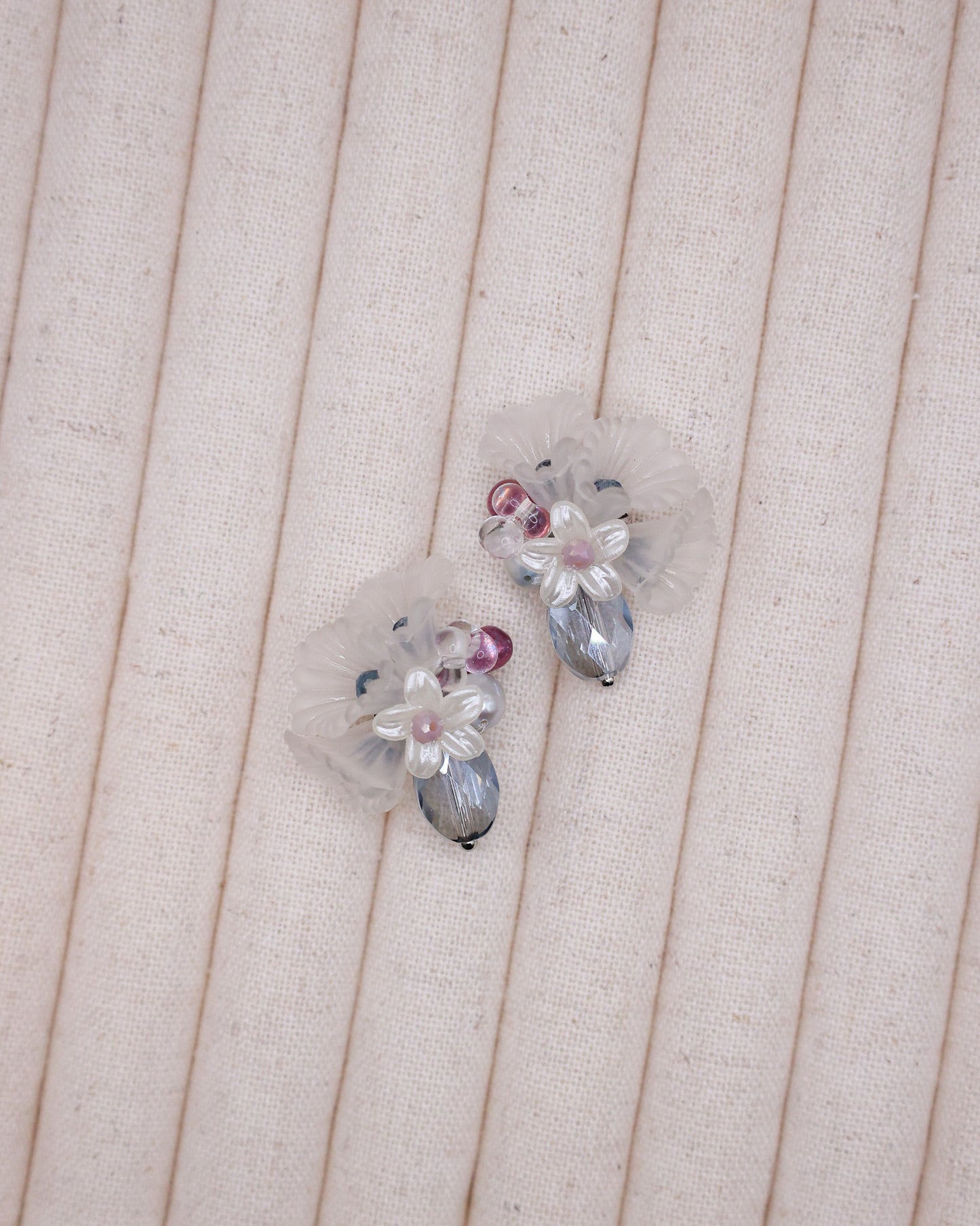 Hanataba: Kasumi Art Earrings