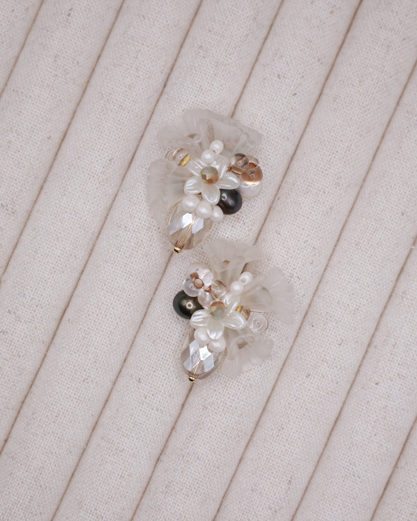 Hanataba - Awa Art Earrings