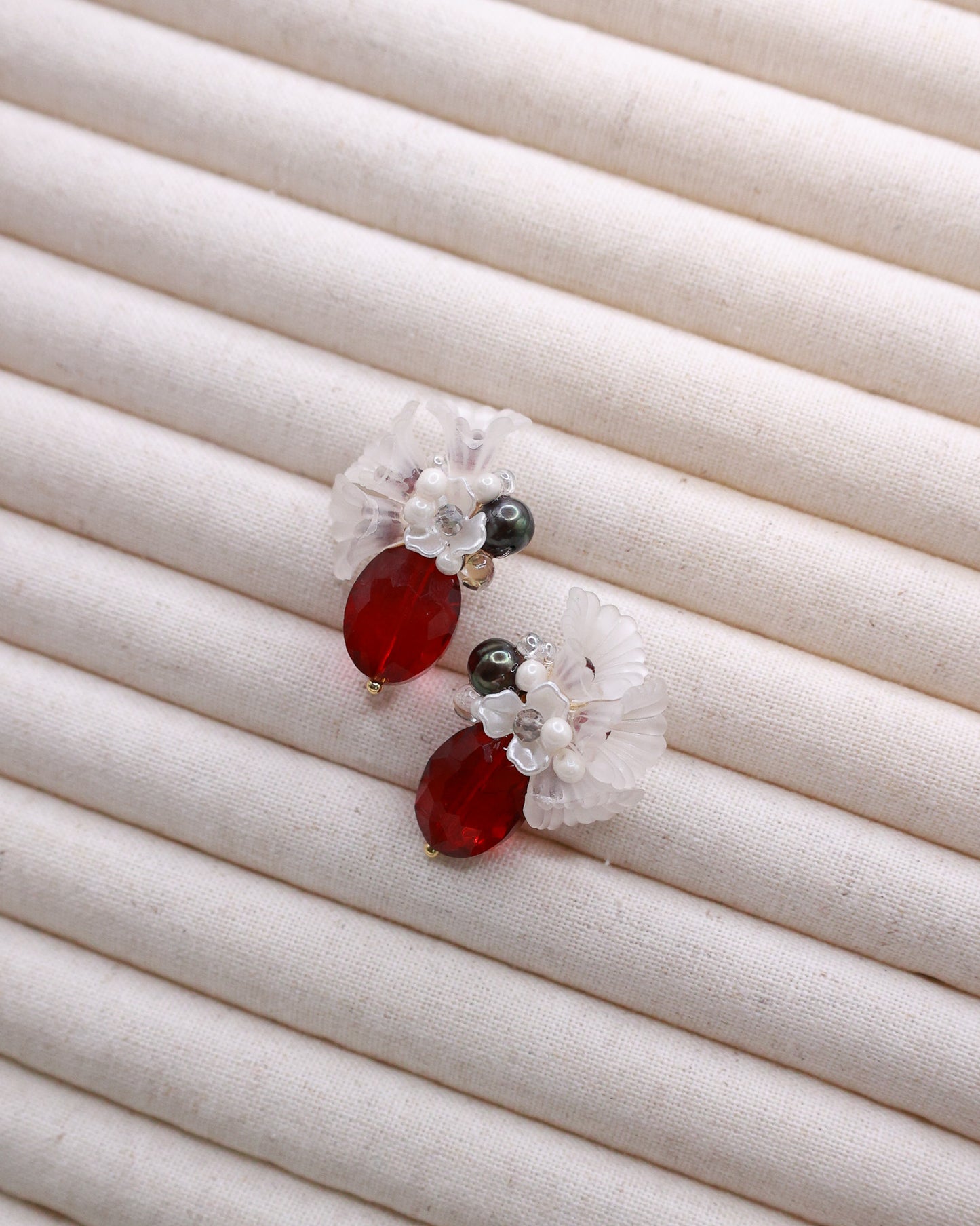 Hanataba: Shu Art Earrings