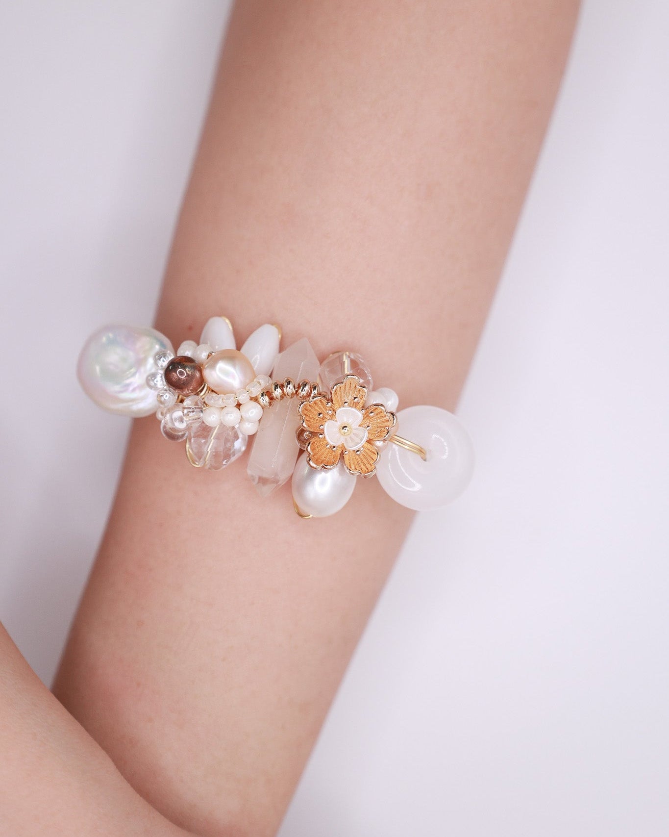 (Regular) Ivory Dew Cuff Bangle