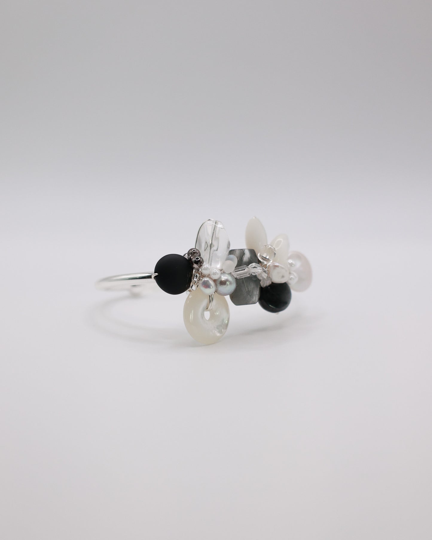 [MIDI] Noir Muse Midi Cuff