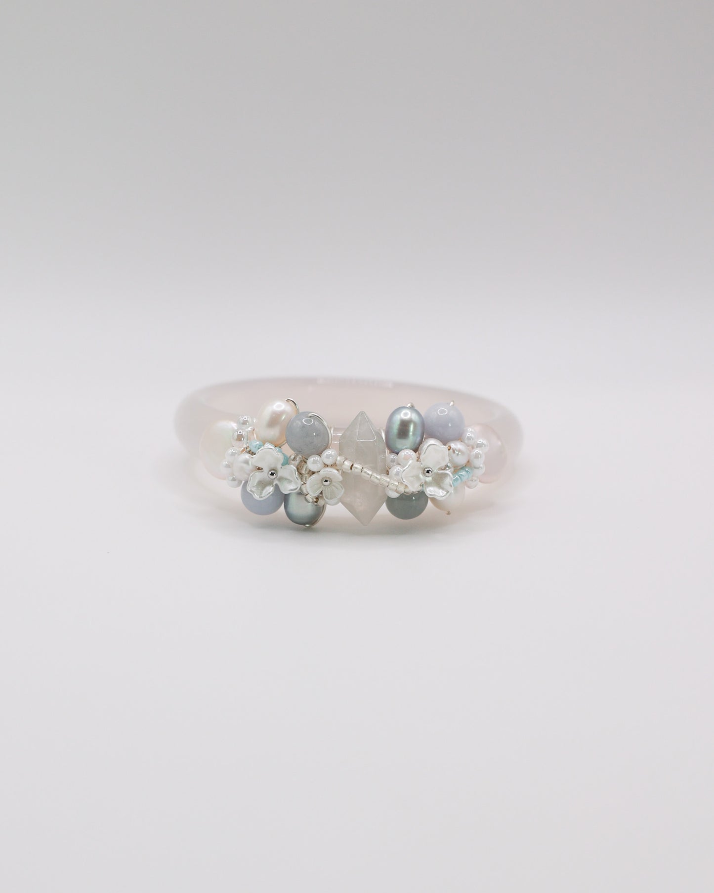 Sky Light White Agate Crystal Bangle