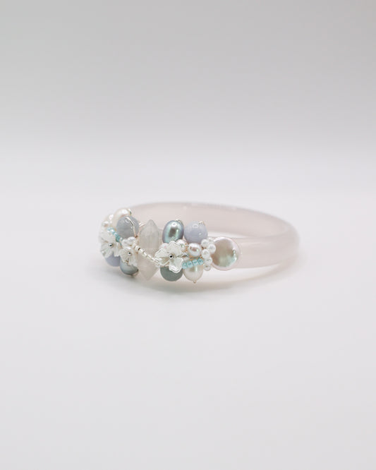 Sky Light White Agate Crystal Bangle